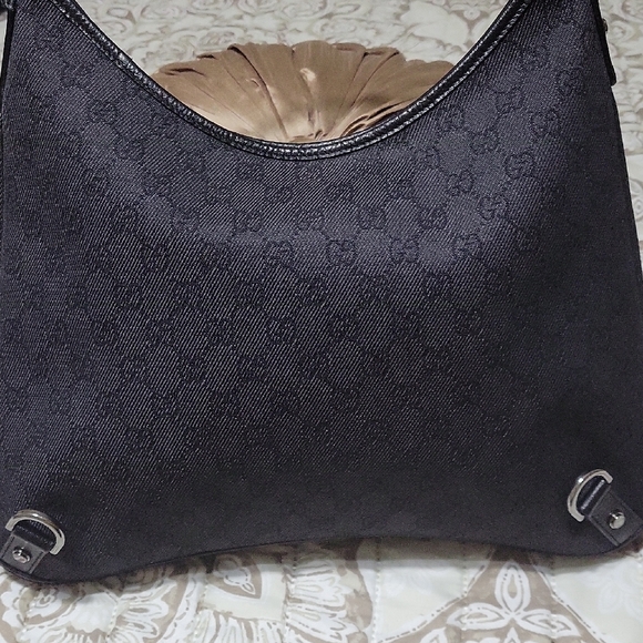 Gucci Canvas Shoulder Bag - Picture 2 of 10